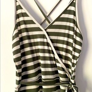 Green and ivory ribbed strappy dress | L